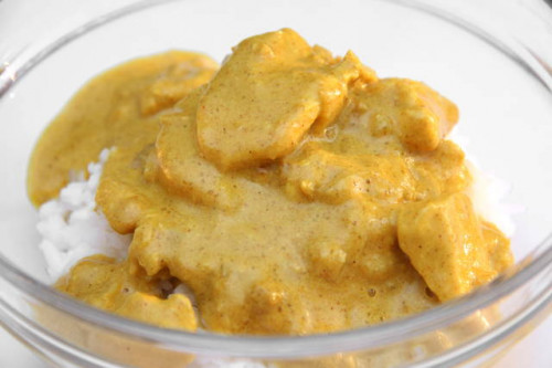 Egyszerű currys csirke